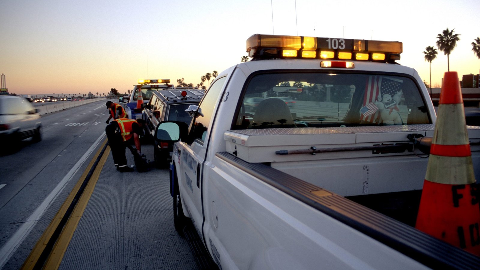 ANGELES TOWING & ROADSIDE ASSISTANCE